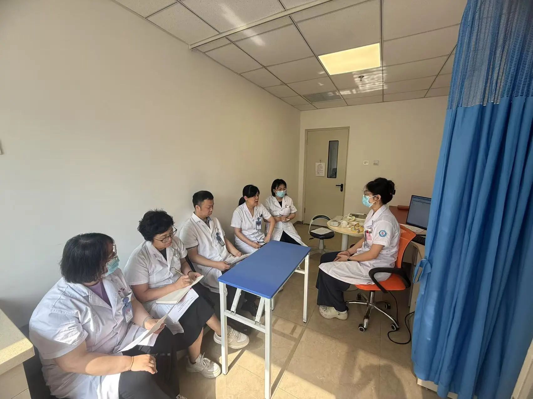 住培專培|內(nèi)科教學(xué)門診：帶教老師言傳身教，住院醫(yī)師親歷成長——從理論到臨床的無縫銜接